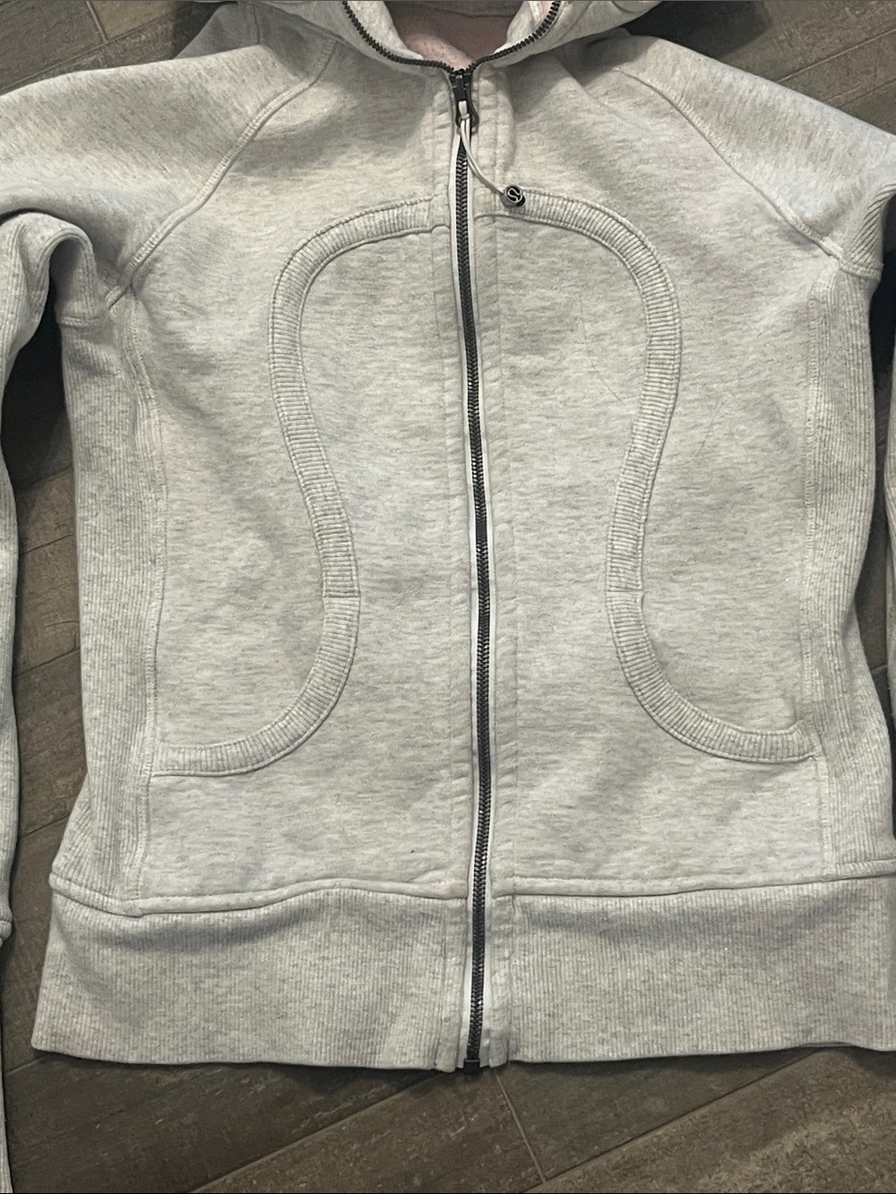 lululemon athletica Light Gray Full-Zip Hooded Sweatshirt with Pink Logo - Picture 4 of 8
